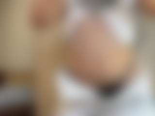 NellaTays's Live Sex Cam Show