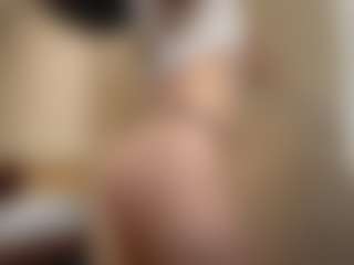 NellaTays's Live Sex Cam Show