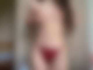 NellaTays's Live Sex Cam Show