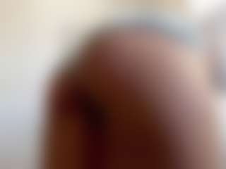 NellaTays's Live Sex Cam Show