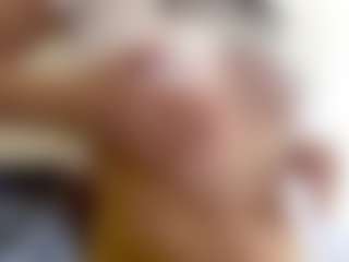 NellaTays's Live Sex Cam Show