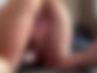 NellaTays's Live Sex Cam Show