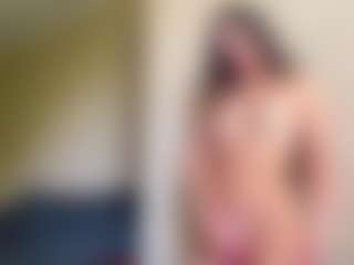 NellaTays's Live Sex Cam Show