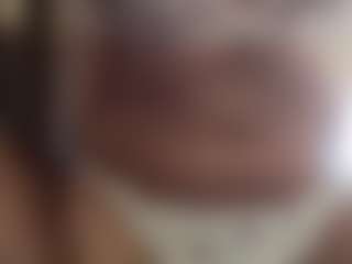 NellaTays's Live Sex Cam Show