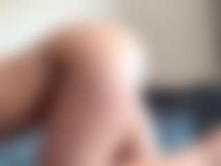 NellaTays's Live Sex Cam Show
