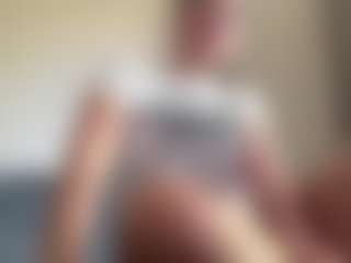 NellaTays's Live Sex Cam Show