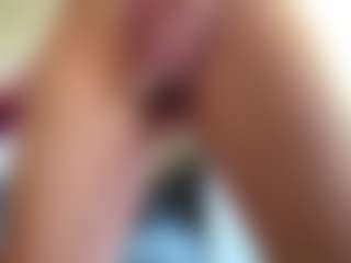 Live cam show with NellaTays - Blowjob on Camsoda