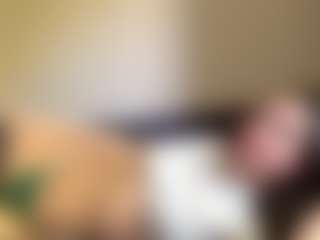 Live cam show with NellaTays - Ass Bouncing on Camsoda