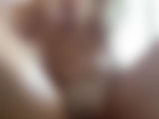 NellaTays's Live Sex Cam Show