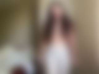 NellaTays's Live Sex Cam Show