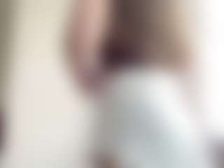 NellaTays's Live Sex Cam Show