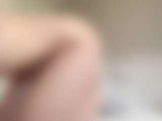 NellaTays's Live Sex Cam Show