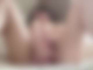NellaTays's Live Sex Cam Show