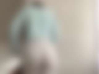 NellaTays's Live Sex Cam Show
