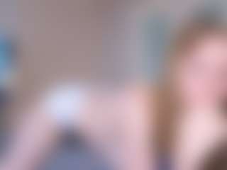 Live cam show with OlimpiaSchatzel - Oil on Camsoda
