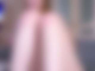 Live cam show with OlimpiaSchatzel - Public on Camsoda
