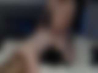 Live cam show with prettyfaceXO - Young Adult on hrnylive.com
