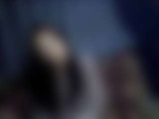 Live cam show with SenaEddinger - Tease on eurowanks.com