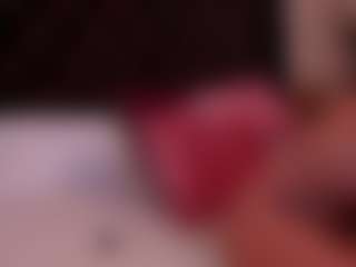 Live cam show with DeliaSmith - MILF on Dare Cams
