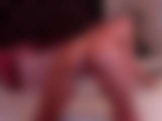 Live cam show with DeliaSmith - Mature on Mixed Magazine Live