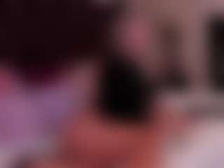 Live cam show with DeliaSmith - Mature on SinfulBabes