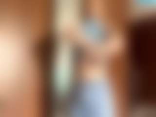 GinetteBeechner's Live Sex Cam Show