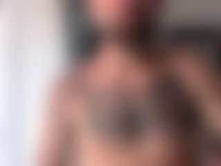 Live cam show with RydersWorld - Tease on Free Soda
