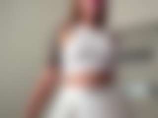 Live cam show with KaciLorimer - Blue Eyes on Milfs Live