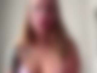 Live cam show with KaciLorimer - Nsfw on Soda Cam