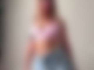 Live cam show with KaciLorimer - Curly on livesuperchat.net