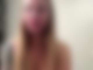 Live cam show with KaciLorimer - Flirt on livesuperchat.net