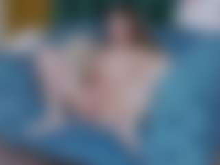LeiaHux's Live Sex Cam Show