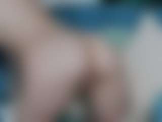 Live cam show with LeiaHux - HD on sexylive.show