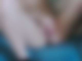 LeiaHux's Live Sex Cam Show