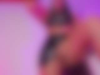 Live cam show with malory-sensations - Butt Plug on Milfs Live