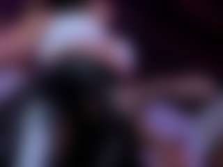 Live cam show with malory-sensations - Butt Plug on Gym Cam Girls