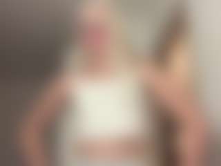 MaribethWheelis's Live Sex Cam Show