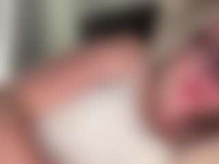 MaribethWheelis's Live Sex Cam Show