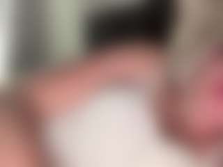 MaribethWheelis's Live Sex Cam Show