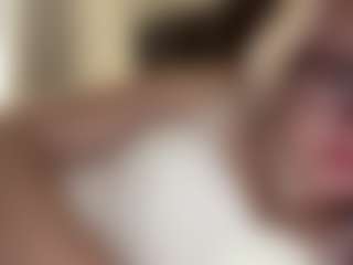 MaribethWheelis's Live Sex Cam Show