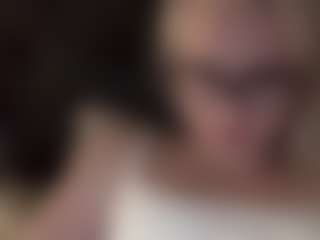 MaribethWheelis's Live Sex Cam Show
