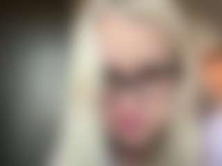 MaribethWheelis's Live Sex Cam Show