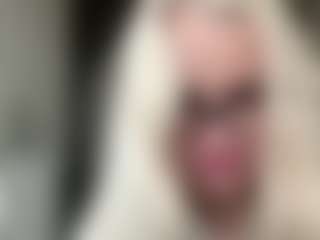 MaribethWheelis's Live Sex Cam Show