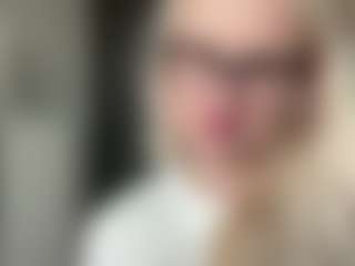 MaribethWheelis's Live Sex Cam Show