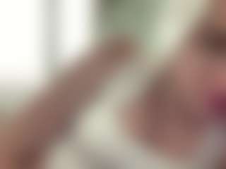 MaribethWheelis's Live Sex Cam Show