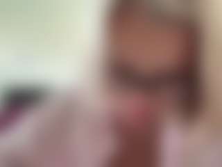 MaribethWheelis's Live Sex Cam Show