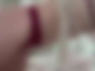 Live cam show with MaribethWheelis - College on Camsoda