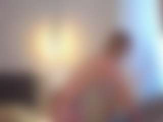 Live cam show with Mary Gardner - Blonde Hair on Camversity