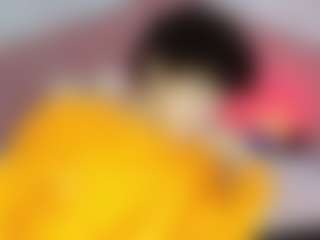 Live cam show with Matiwhottx - Brunette Hair on CamwithHer