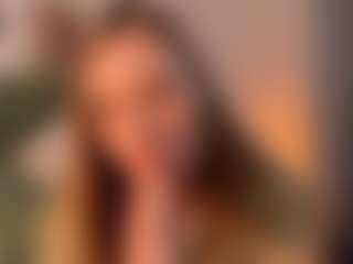 Live cam show with Mia-Nostalgia - Fingering on Soda Cam